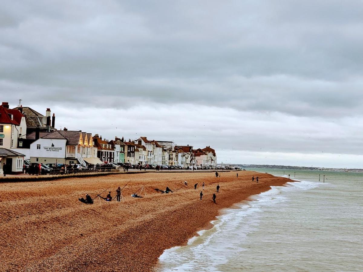 Chalet Brightstone Kingsdown Cliffs Location With Indoor Pool, Tennis Court, Mini-Golf Short Walk To Beach And 3 Great Local Pubs Exterior photo